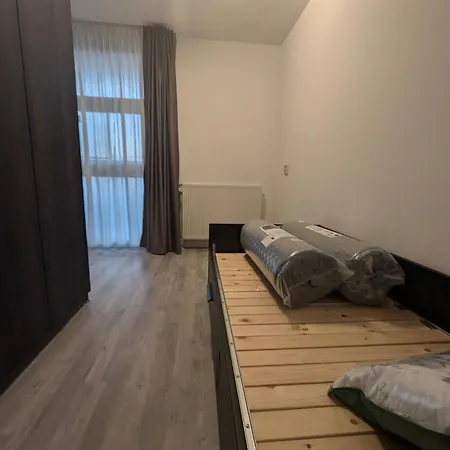 A Cozy And Furnished In Shared Modern Pansiyon Barendrecht