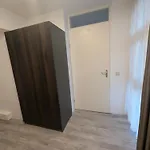 A Cozy And Furnished In Shared Modern Barendrecht