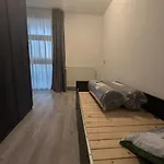 A Cozy And Furnished In Shared Modern Homestay Barendrecht